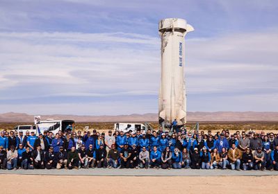 بلو أوريجن تقتحم سوق الإنترنت الفضائي لمنافسة سبيس إكس