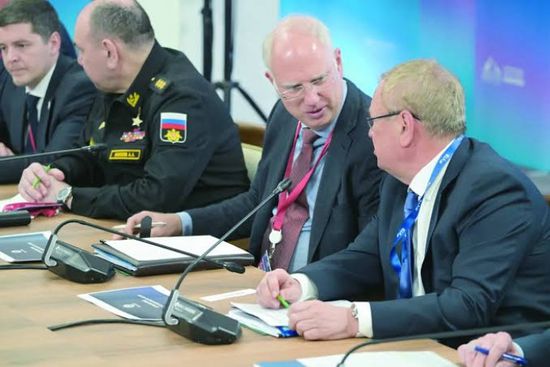 مبعوث بوتين: الرئيس الأوكراني يعيق السلام