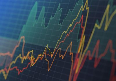 انخفاض مؤشر سوق دبي وسط ضغوط بيعية