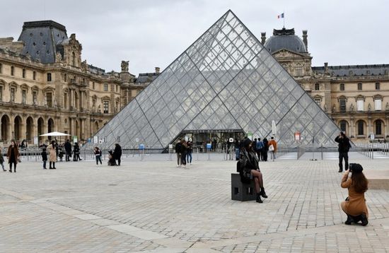 للمرة الرابعة.. متحف اللوفر يغلق أبوابه أمام الزوار بسبب الإضراب