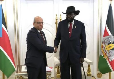 السفير المصري الجديد يقدم أوراق اعتماده إلى رئيس جنوب السودان
