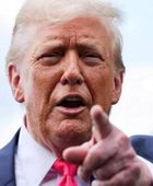 ترامب يعفي قائد قوات الحدود الأمريكية من منصبه