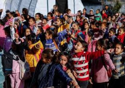 يونيسف: مواد مدرسية تدخل غزة لأول مرة بعد حظر لأكثر من عامين