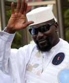 رئيس غينيا الجديد يعيّن قائد المجلس العسكري السابق رئيساً للوزراء