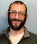 تفاصيل مثيرة بشأن مقتل ممرض مدينة مينيابوليس