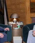 ولي العهد السعودي يستقبل عمر ياغي الفائز بـ&laquo;نوبل&raquo; في الرياض