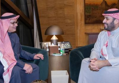 ولي العهد السعودي يستقبل عمر ياغي الفائز بـ&laquo;نوبل&raquo; في الرياض