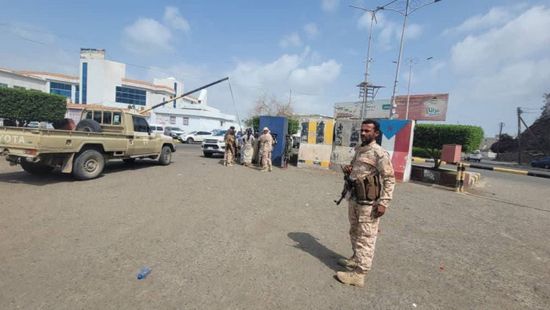 رفض إغلاق الجمعية الوطنية.. العليمي يصادر حق الجنوبيين بالعمل السياسي