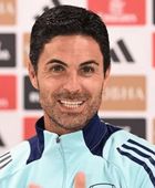 أرتيتا مدرب أرسنال يتجاهل ضغوط اللقب قبل مواجهة مضيفه ليدز العنيد