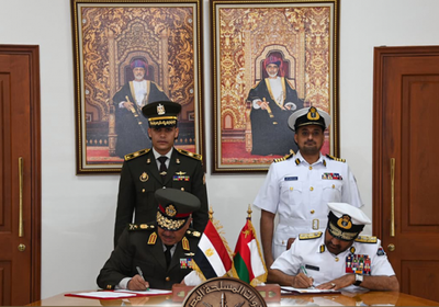 الجيش المصري يعلن توقيع اتفاقية عسكرية مع سلطنة عمان