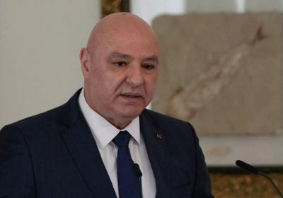 "لدورها المحوري".. الرئيس اللبناني يؤكد على أهمية بقاء مراقبي الهدنة