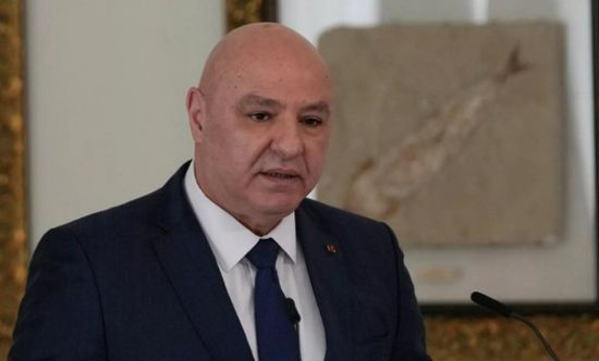 "لدورها المحوري".. الرئيس اللبناني يؤكد على أهمية بقاء مراقبي الهدنة