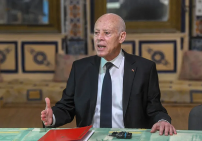 تونس تمدد حالة الطوارئ لمدة سنة