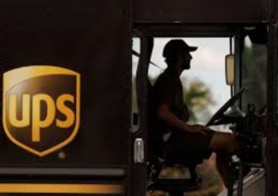 شركة "يو بي إس" تعتزم شطب 30 ألف وظيفة