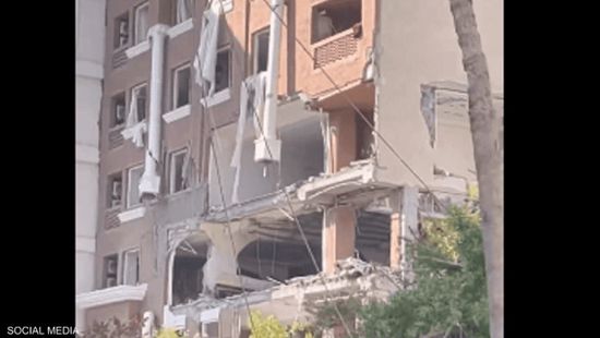 إيران.. انفجار ضخم في مبنى بمدينة بندر عباس 