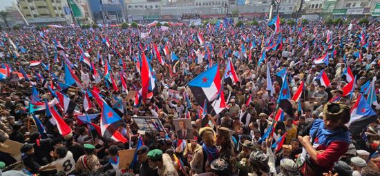 عدن تستعد لانتفاضة جديدة.. شعب الجنوب يحمي مؤسساته ويصون إرادته