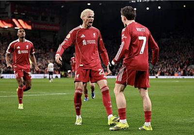 ليفربول يتقدم على نيوكاسل يونايتد في الشوط الأول