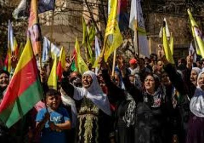 آلاف الأكراد يتظاهرون في شمال شرق سوريا 