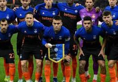 إنتر ميلان يعزز صدارته للدوري بثنائية أمام كريمونيزي