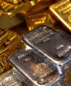 تراجع أسعار الفضة والذهب في المعاملات الفورية