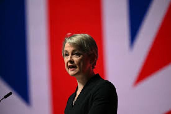 وزيرة الخارجية البريطانية ترحب بإعادة فتح معبر رفح