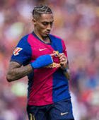 رافينيا لاعب برشلونة يغيب لمدة أسبوع بسبب إصابة في الساق