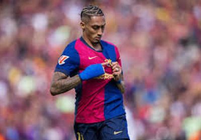رافينيا لاعب برشلونة يغيب لمدة أسبوع بسبب إصابة في الساق
