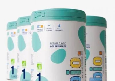 سحب كميات إضافية من حليب الأطفال في فرنسا بسبب سم بكتيري محتمل