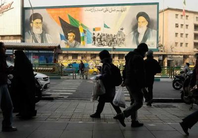 بريطانيا تفرض عقوبات جديدة على 10 أفراد إيرانيين