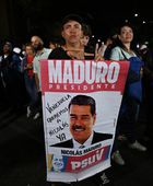 آلاف الأشخاص يتظاهرون في فنزويلا للمطالبة بعودة مادورو