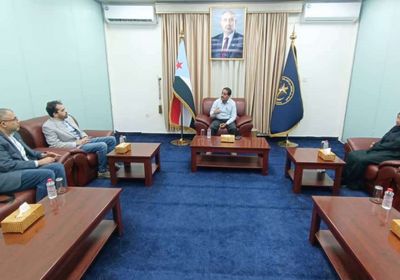 أمانة "الانتقالي" تبحث تعزيز التنسيق مع الصليب الأحمر