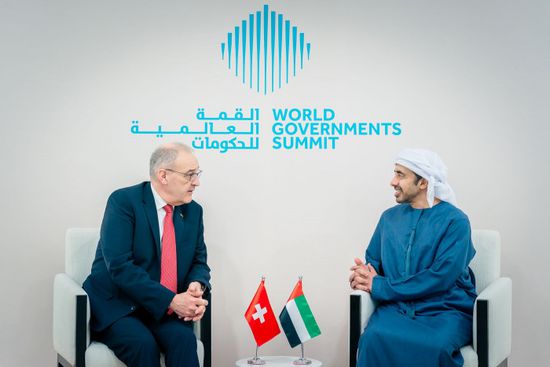 وزير الخارجية الإماراتي يلتقي رئيس الاتحاد السويسري في دبي