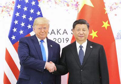 هاتفياً.. الرئيس الصيني يناقش مع نظيره الأمريكي مسألة بيع السلاح لتايوان