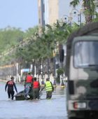 المغرب يجلي عشرات الآلاف تحسباً للفيضانات