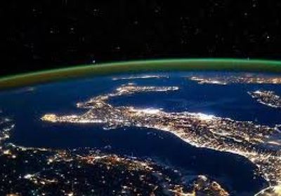 سبيس إكس تخطط لنشر مراكز بيانات في المدار