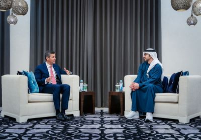 عبدالله بن زايد يلتقي رئيس الباراغواي