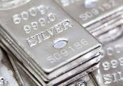 تهاوي أسعار الفضة وسط تقلبات عنيفة وارتفاع الدولار