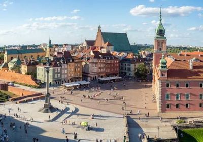 وارسو ستحقق في علاقات بين إبستين وبولندا