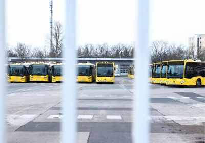 إضراب عمالي واسع يشل حركة النقل العام في ألمانيا 