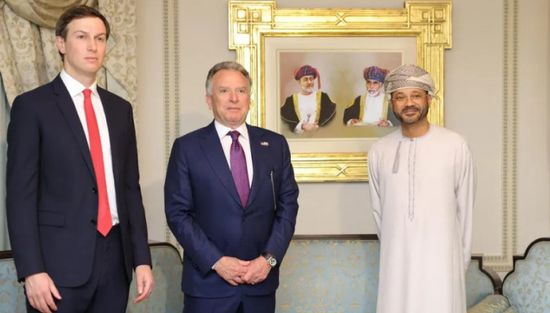 أكسيوس تؤكد: لقاء مباشر جمع مستشاري ترامب وعراقجي في عمان