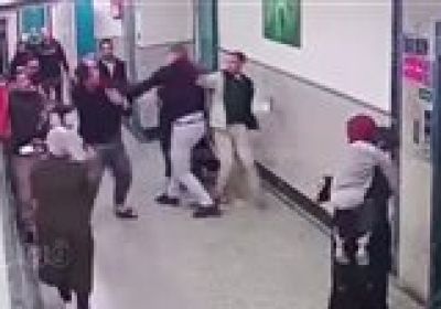 إصابة 3 طلاب إثر هجوم بسكين في بريطانيا