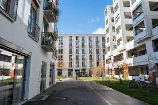 أوتوموتيف سيلز تلغي مصنعين لبطاريات السيارات في إيطاليا وألمانيا