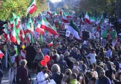 تظاهر الآلاف في برلين تضامنًا مع الاحتجاجات الإيرانية