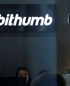 منصة في كوريا الجنوبية توزع عملات بتكوين ب44 مليار دولار بالخطأ