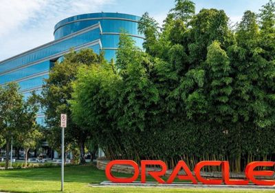 إقبال تاريخي على سندات أوراكل يهدئ مخاوف الديون