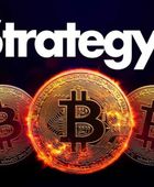 سهم استراتيجي يتراجع مع انخفاض البيتكوين دون التكلفة