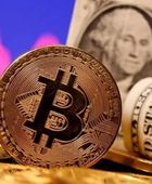 خطأ تقني يحول 40 مليار دولار من البيتكوين