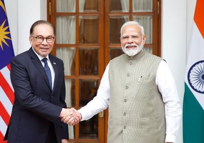 الهند وماليزيا تعززان العلاقات الدفاعية