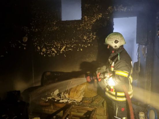 مصرع 5 أشخاص وإصابة 10 آخرين في حريق منزل بمدينة حمص