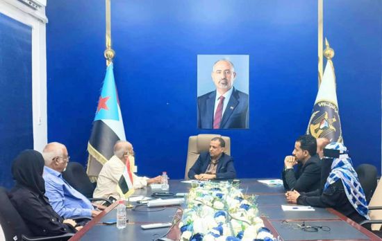 خارجية الانتقالي تندد باستخدام الرصاص الحي لقمع التظاهرات السلمية